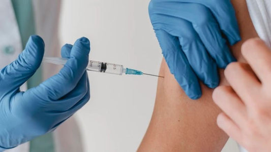 Comment peut-on se protéger des potentiels effets indésirables de la vaccination? - Soin de Toi